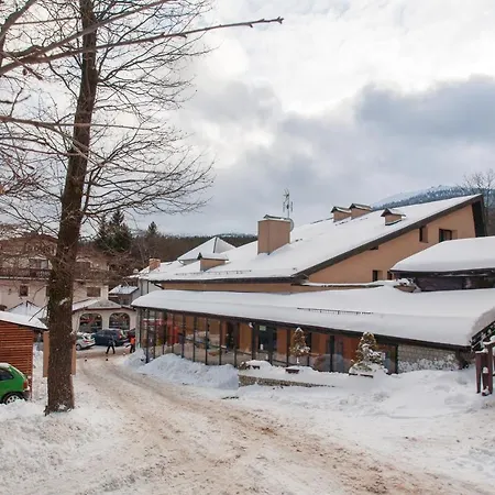 Resort Osrodek Gawra *